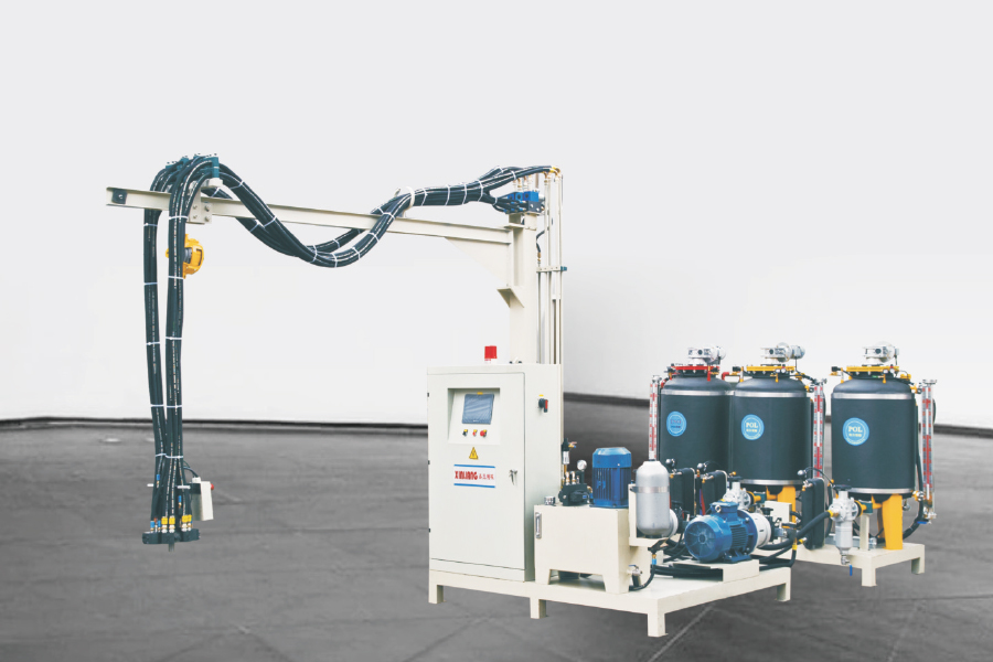 เครื่องฉีดโฟมแรงดันสูงโพลียูรีเทนสามองค์ประกอบ Ningbo Xinliang Machinery Co. , Ltd.
